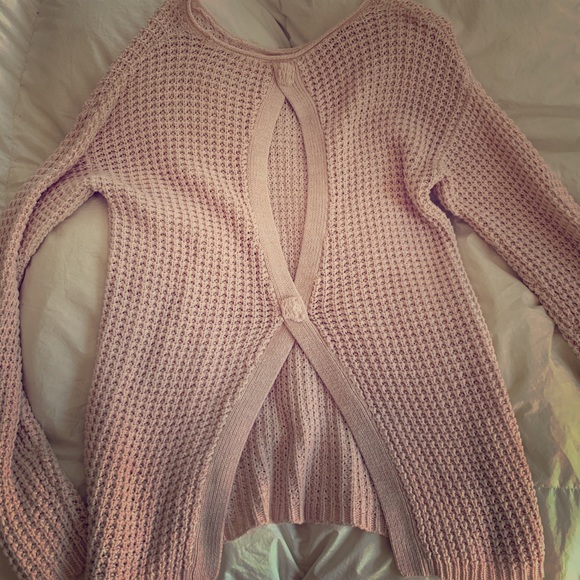 Baby pink open back sweater - Picture 1 of 2